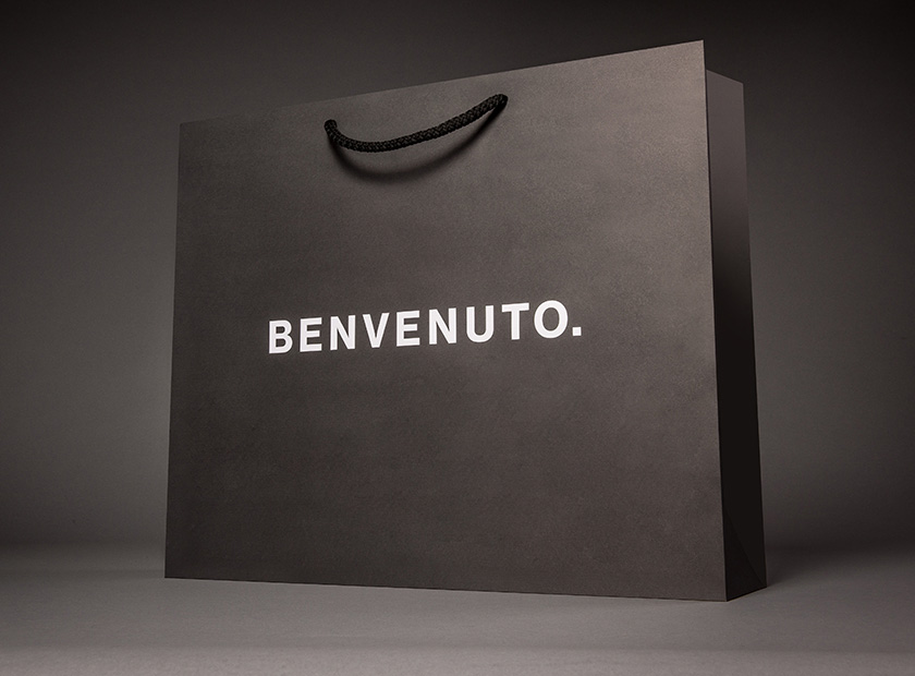 XXL printed paper carrier bag, Benvenuto logo