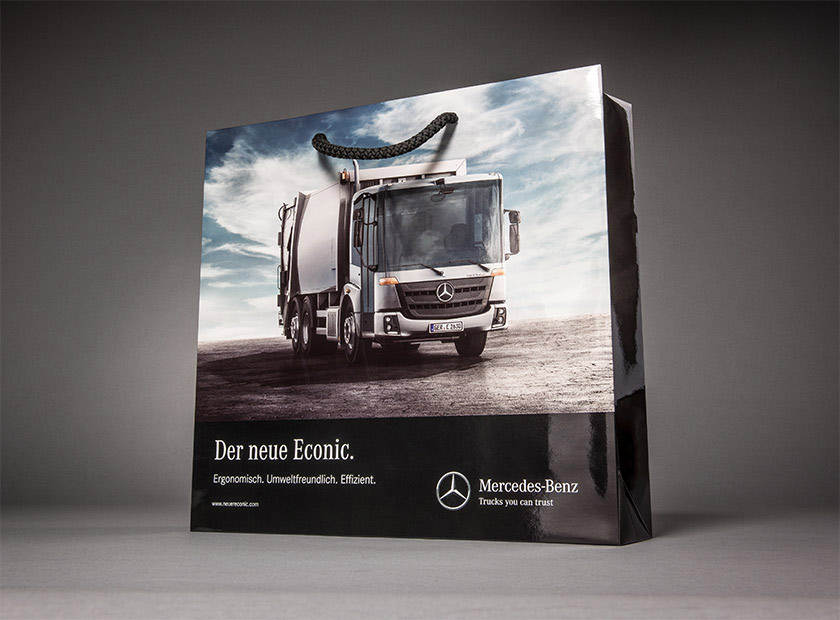 Hochwertige PapierTasche mit Kordel Motiv Mercedes Truck